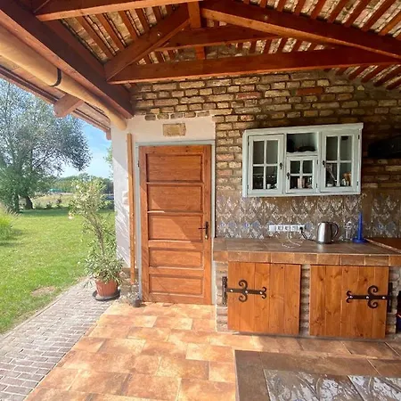 Pusztafarm Boutique Countryside Retreat With Wellness 6 To 8 Guests בית חווה *