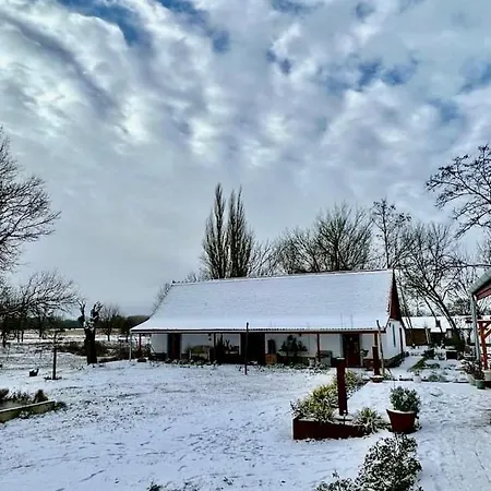 Farm stay Pusztafarm Fulophaza