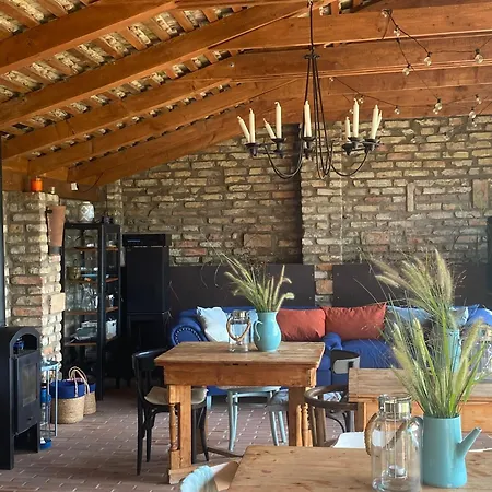 Pusztafarm - Boutique Retreat With Wellness 6 To 8 Guests *
