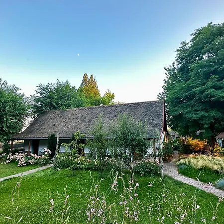 Pusztafarm - Boutique Retreat With Wellness 6 To 8 Guests Farm stay *
